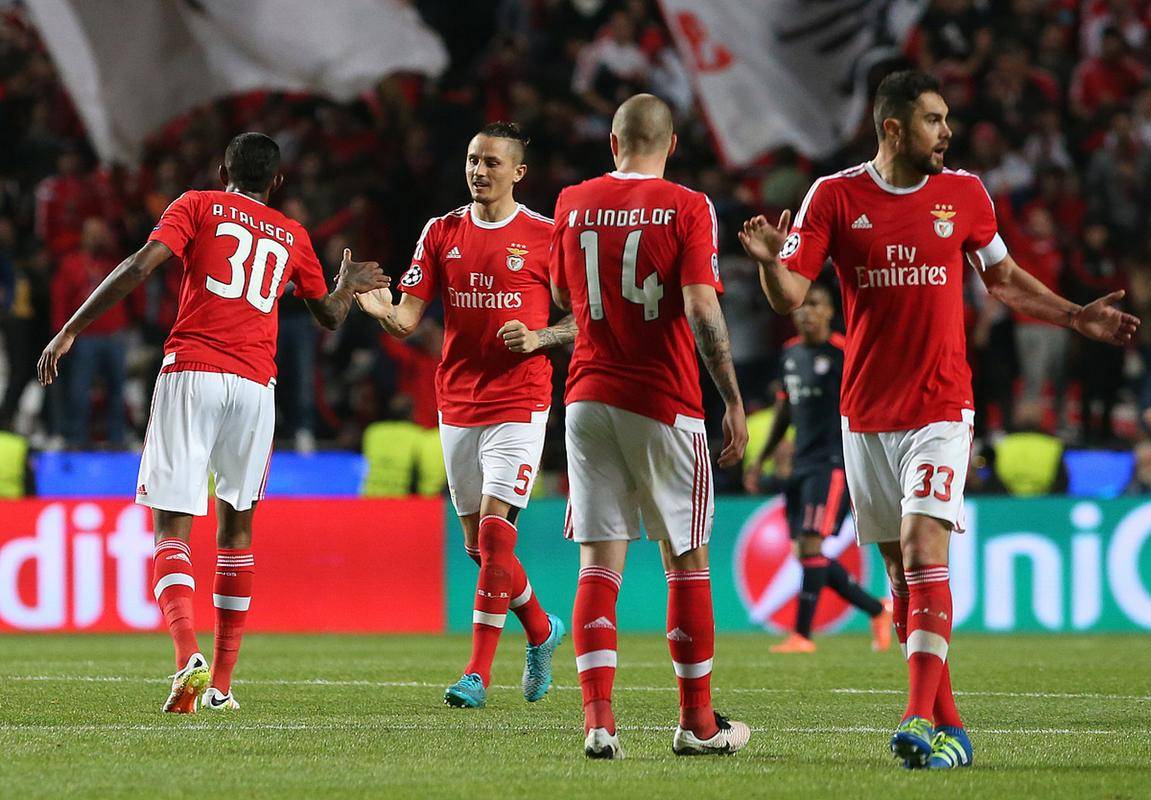 爱游戏体育-今日葡萄牙大战西班牙上演巅峰对决