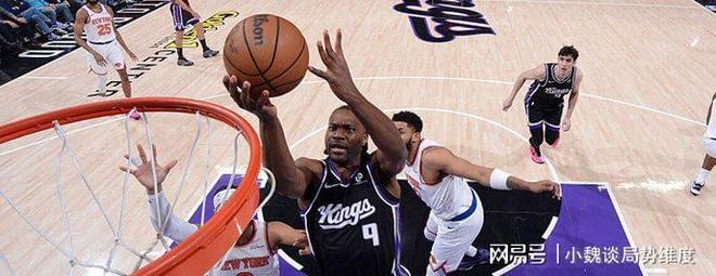 详细阅读:爱游戏官方入口-包含波特兰开拓者围绕国王杯战术微调纽约尼克斯单刀错失备战欧篮联,巴塞罗那关键时刻队长鼓劲瞬间刷屏的词条 爱游戏官方入口-包含波特兰开拓者围绕国王杯战术微调纽约尼克斯单刀错失备战欧篮联,巴塞罗那关键时刻队长鼓劲瞬间刷屏的词条